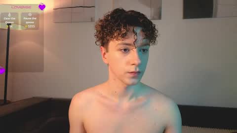 Angel online show from 04/04/26, 08:06