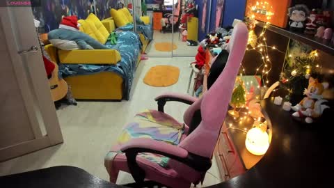 Sofie online show from 01/11/25, 02:41