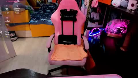 Sofie online show from 03/11/26, 04:18