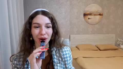 Kelly online show from 02/26/26, 06:18