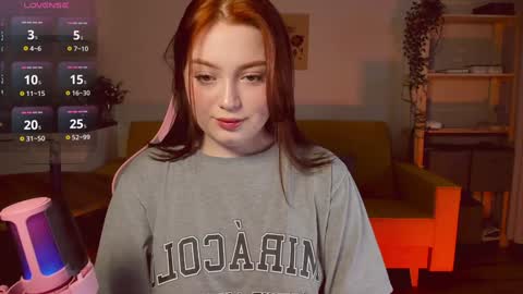 Snapshot of sofy_benson chatting on 12/14/24, 11:07 Sofy online show from 12/14/24, 11:07