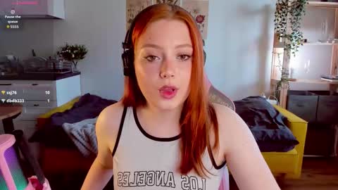 Snapshot of sofy_benson chatting on 09/11/25, 02:06 Sofy online show from 09/11/25, 02:06