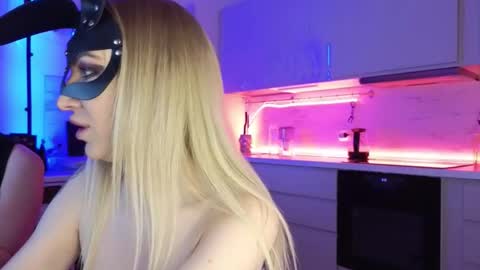 SOFYandMIKE online show from 02/05/26, 06:23