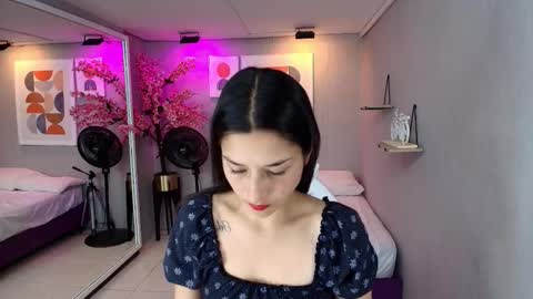 Snapshot of sol_rousse chatting on 01/07/26, 12:18 Sol. online show from 01/07/26, 12:18