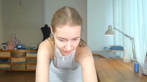 Bella online show from 01/20/25, 11:02