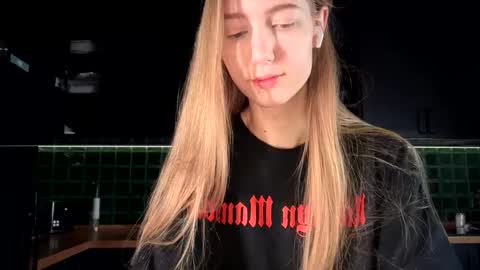 Bella online show from 02/05/26, 05:01