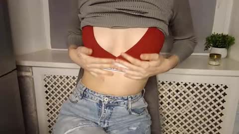 Hanna online show from 12/04/25, 03:32