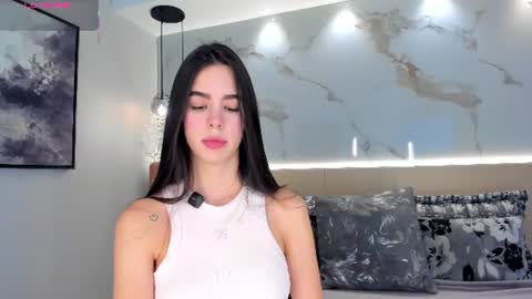 Snapshot of solavelar chatting on 06/16/26, 11:07 Sol Avelar online show from 06/16/26, 11:07