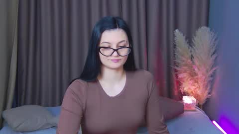 Sonya online show from 04/06/26, 01:47