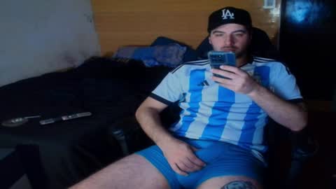 Snapshot of soldado14m chatting on 06/22/26, 03:47 ManuAiluPlay online show from 06/22/26, 03:47