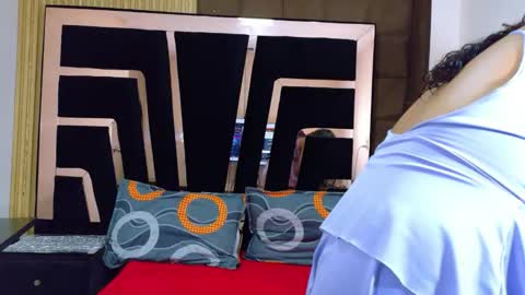 Sol Evans online show from 11/01/25, 05:26