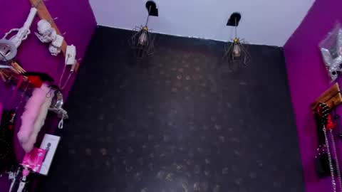 Alexa online show from 11/18/25, 07:07