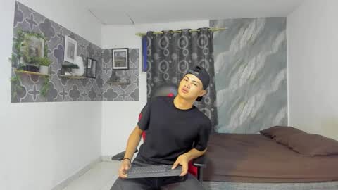 son_hades online show from 02/28/26, 04:24