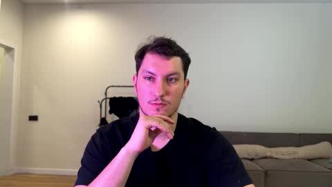 Snapshot of son_of_bitch_slut chatting on 12/19/25, 07:21 Alex Alex online show from 12/19/25, 07:21