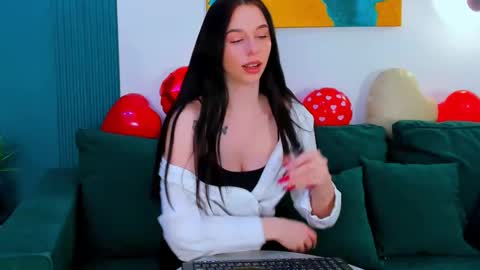 Catherine online show from 02/12/26, 02:45