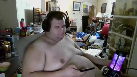 Snapshot of sonblok222 chatting on 10/16/25, 11:17 sonblok222 online show from 10/16/25, 11:17