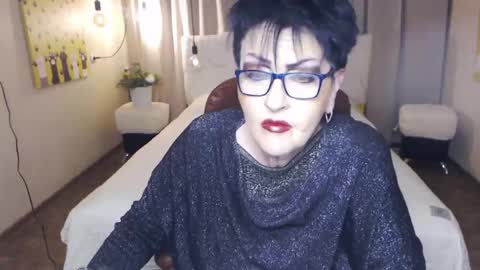 sondrariddle online show from 05/05/26, 06:49