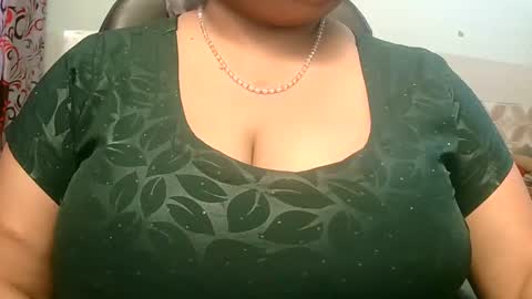 soni88888 online show from 02/03/25, 11:53