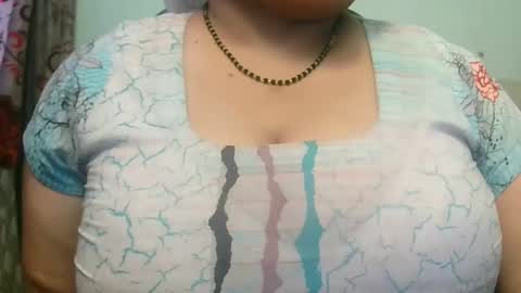 soni88888 online show from 02/09/25, 11:14