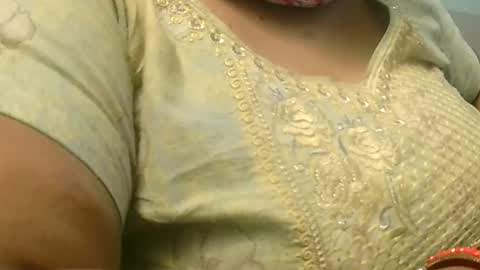 soni88888 online show from 02/13/25, 11:50