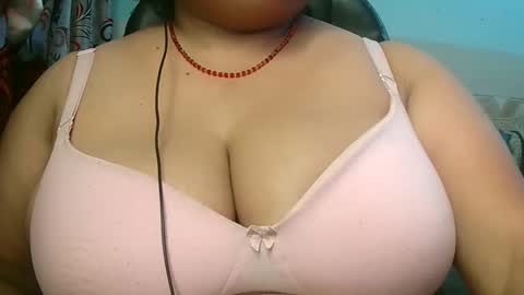 soni88888 online show from 12/15/25, 05:06