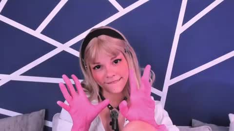 Soniiiiii online show from 07/09/26, 11:03
