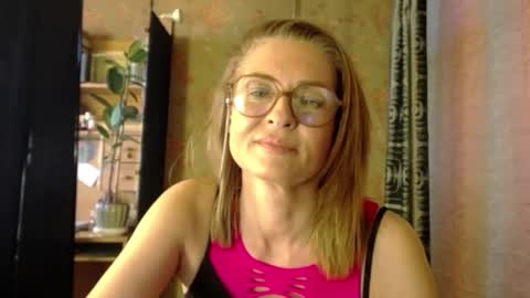 Snapshot of soniadance chatting on 03/17/26, 03:37 Sonia online show from 03/17/26, 03:37