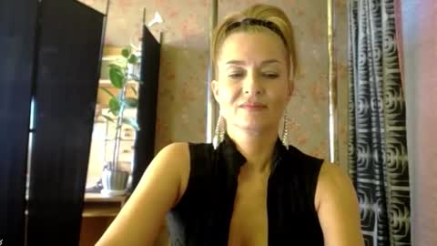 Snapshot of soniadance chatting on 03/27/26, 02:39 Sonia online show from 03/27/26, 02:39