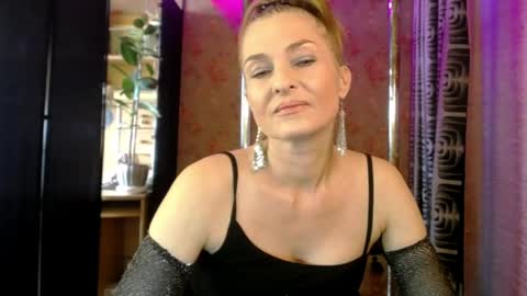 Snapshot of soniadance chatting on 03/31/26, 01:55 Sonia online show from 03/31/26, 01:55