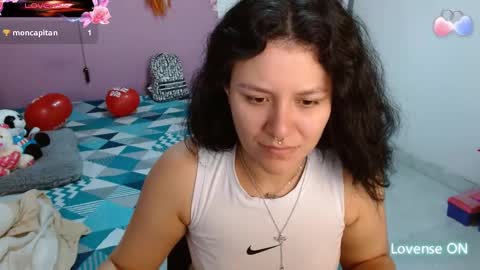 Snapshot of soniafuckboobs chatting on 03/11/25, 01:34 soniafuckboobs online show from 03/11/25, 01:34