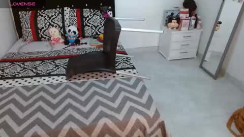 Snapshot of soniafuckboobs chatting on 10/02/25, 02:46 soniafuckboobs online show from 10/02/25, 02:46