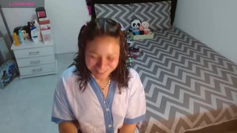 Snapshot of soniafuckboobs chatting on 10/28/25, 12:30 soniafuckboobs online show from 10/28/25, 12:30