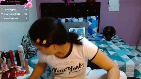 sonialatin69 online show from 02/05/25, 10:01