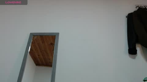 sonialatin69 online show from 04/17/26, 03:04