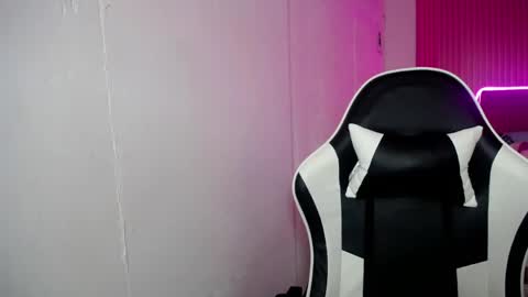 sonic_jess07 online show from 05/27/26, 03:25