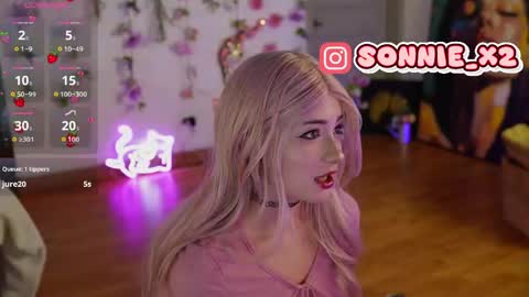 Sonnie online show from 04/15/26, 02:57