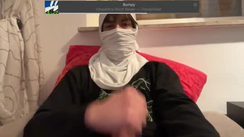 sonny_moore_ online show from 12/22/25, 05:32