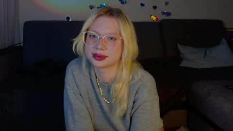 Sonya Blade online show from 06/01/26, 10:55