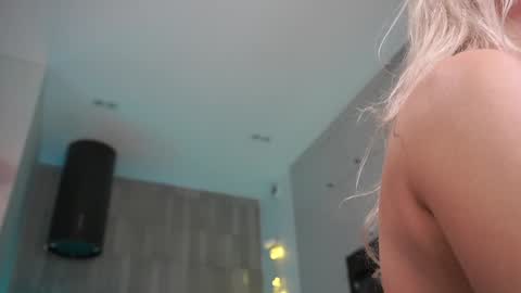 Sofia  online show from 02/04/25, 06:38