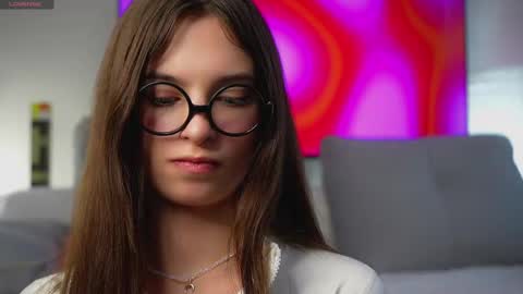 Eva 3 online show from 03/03/25, 12:37