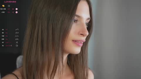 Eva 3 online show from 09/23/25, 09:01