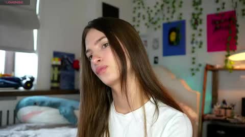 Eva 3 online show from 03/03/26, 08:31