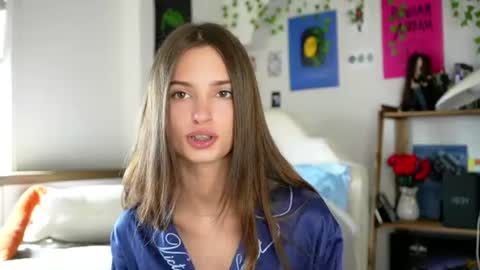 Snapshot of sonyaericsson chatting on 06/19/26, 07:34 Eva 3 online show from 06/19/26, 07:34