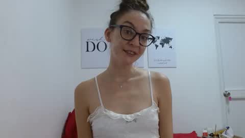 Snapshot of sonyasays chatting on 09/10/25, 08:09 SonyaSays online show from 09/10/25, 08:09