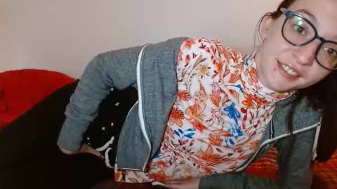 Snapshot of sonyasays chatting on 11/30/25, 09:41 SonyaSays online show from 11/30/25, 09:41