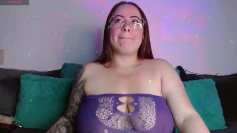 soofy online show from 12/03/25, 03:47