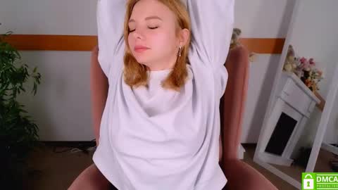 Litta online show from 10/25/25, 09:09