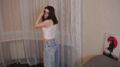 Snapshot of sookrobertello chatting on 03/16/26, 04:11 Hello im Virginia online show from 03/16/26, 04:11