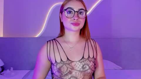 Snapshot of soph1a_ chatting on 06/18/26, 07:51 Sophia online show from 06/18/26, 07:51