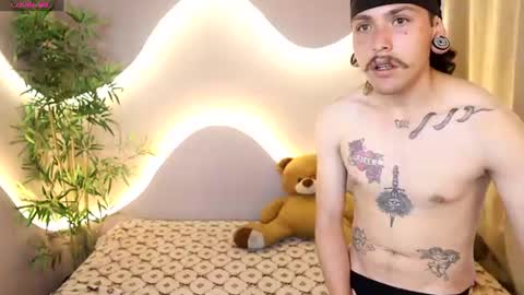 sophi_and_dereck online show from 07/01/26, 12:40